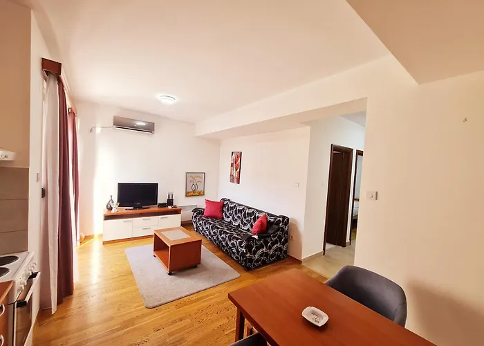 Centar New Loki Apartments